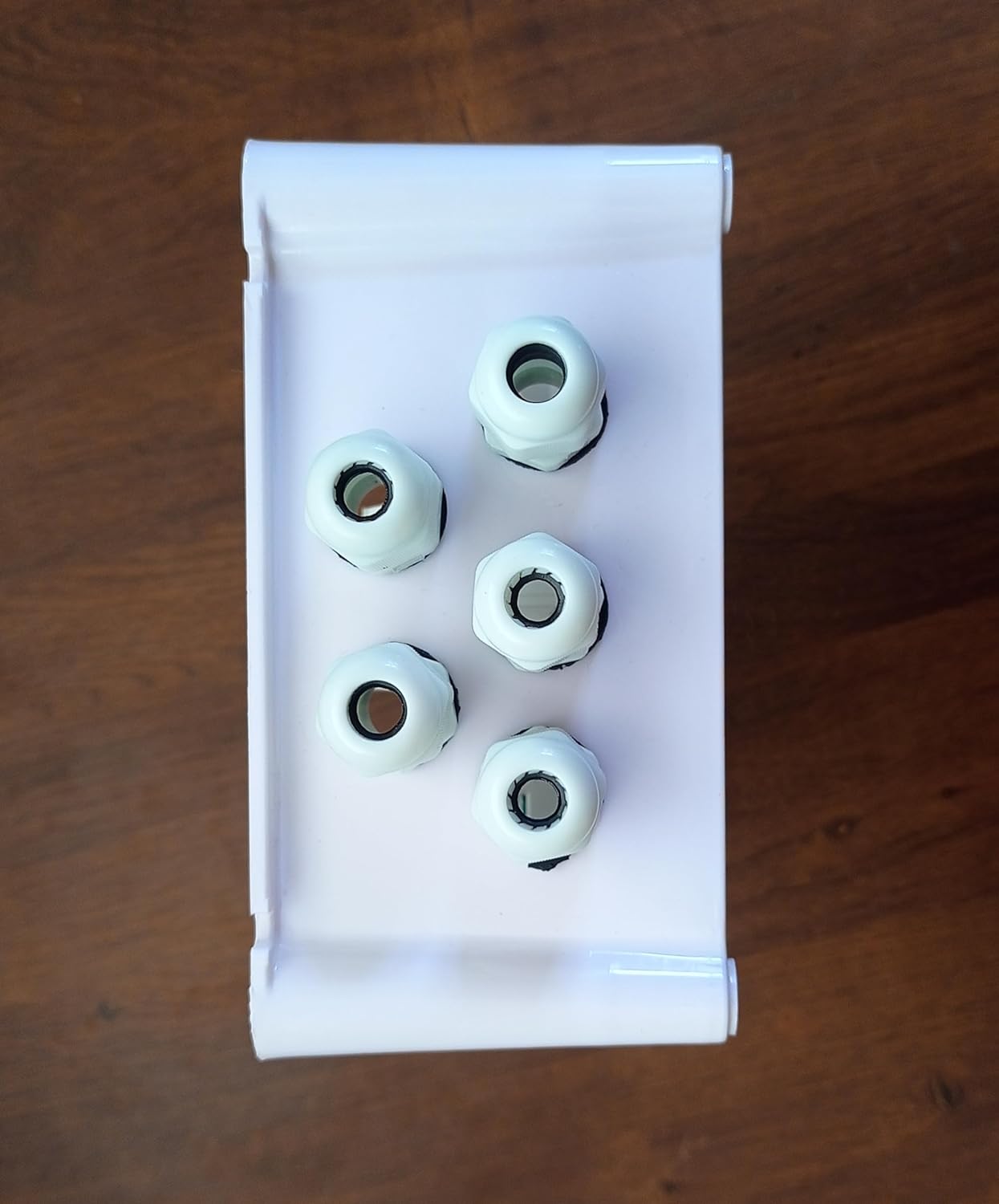 Kenbrook Solar DCDB 1 in 1 Out Inbuilt Elmex DC Fuse 20A, Elmex SPD 600V (1 Series/String x up to 12 Panels Max.) (1-1 600V) - Image 4