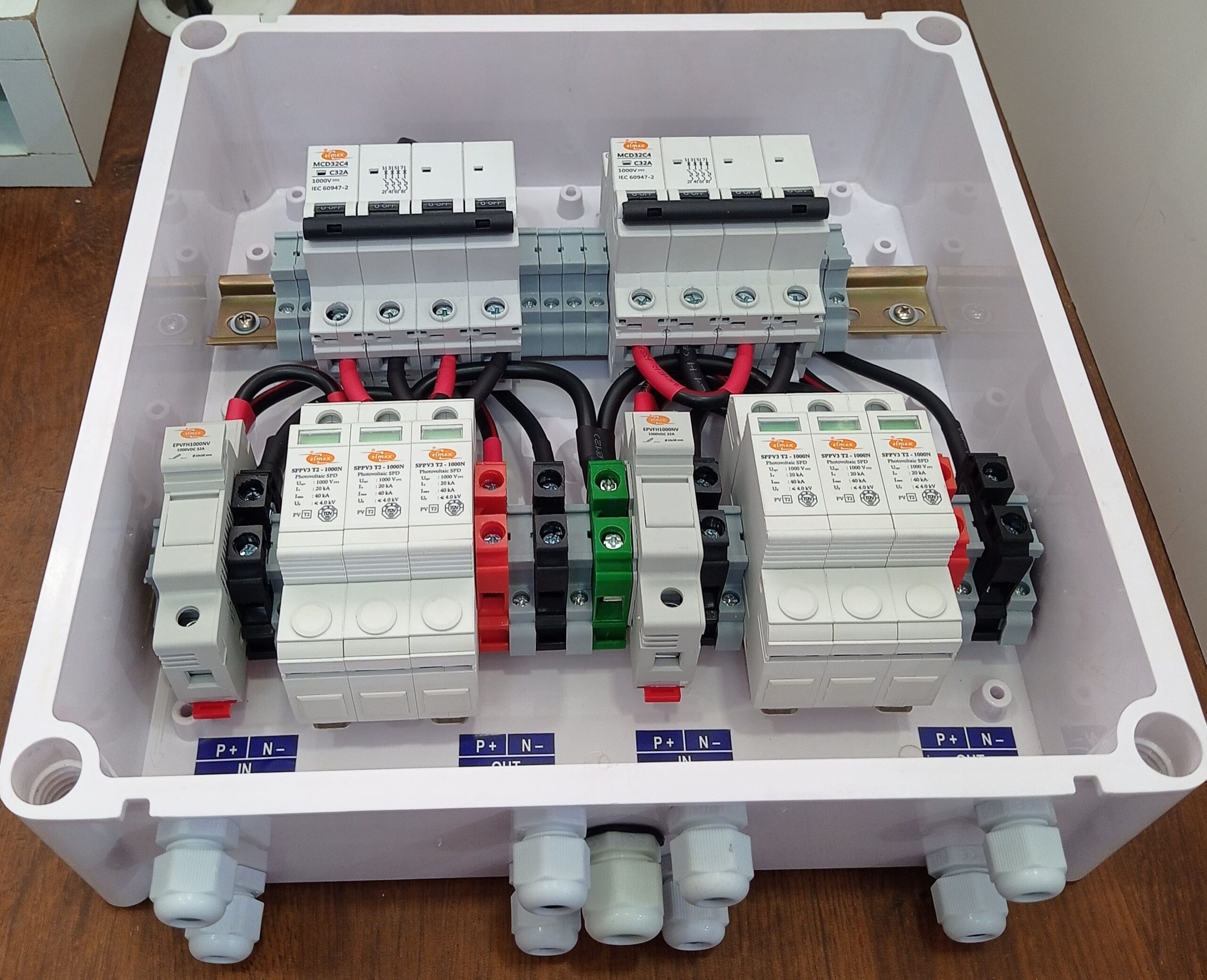 Kenbrook Solar DCDB 2 in 2 Out Inbuilt Elmex DC Fuse , Elmex DC SPD & Elmex DC MCB 32A 1000V (DC Distribution Box) - Image 3