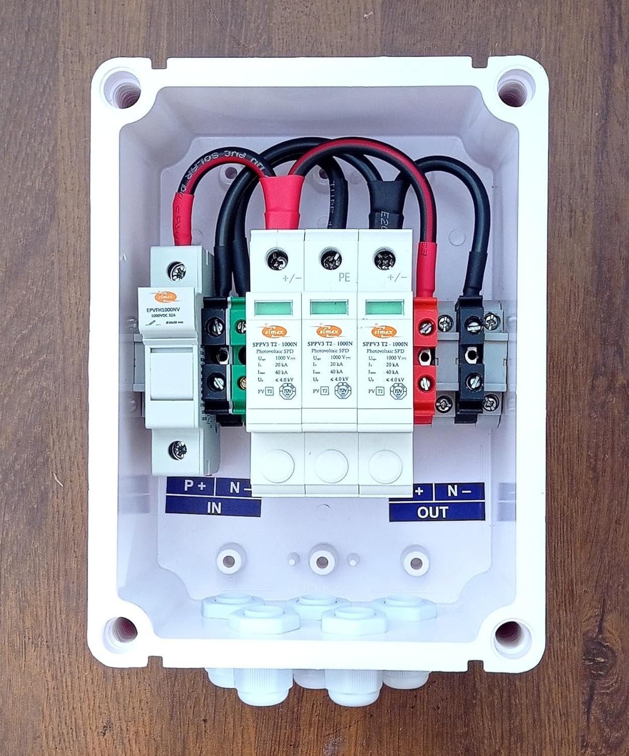 Kenbrook Solar DCDB 1 in 1 Out Inbuilt Elmex DC Fuse 20A, Elmex SPD 1000V (1 Series/String x up to 20 Panels Max.) (1-1 1000V) - Image 2