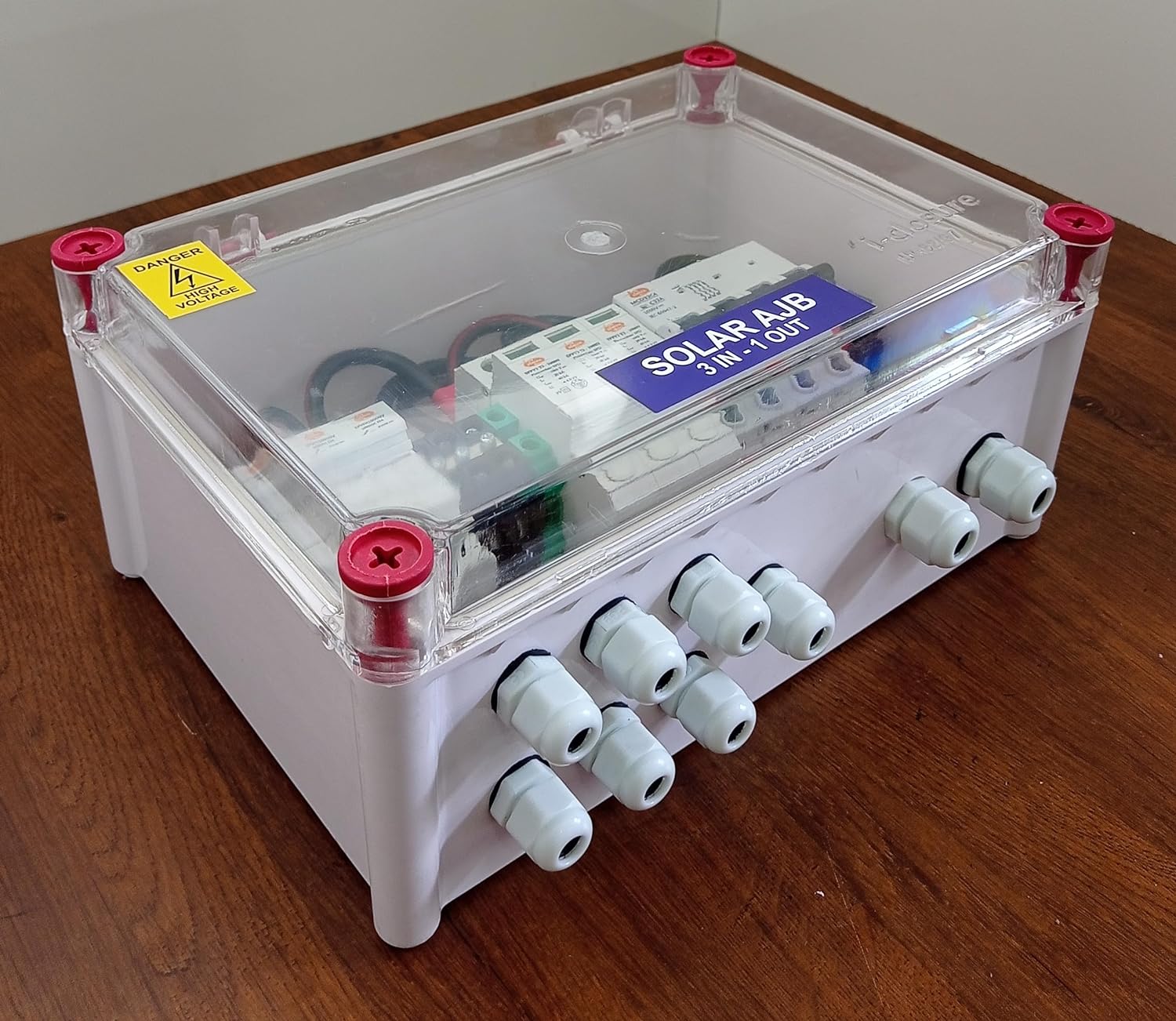 Kenbrook Solar AJB DCDB 3 in 1 out 1000V Inbuilt 3 x 20A Fuses, 1000V SPD and MCB ( 3 Series/String x up to 20 Panels Max.) (with MCB,3In1000) - Image 3