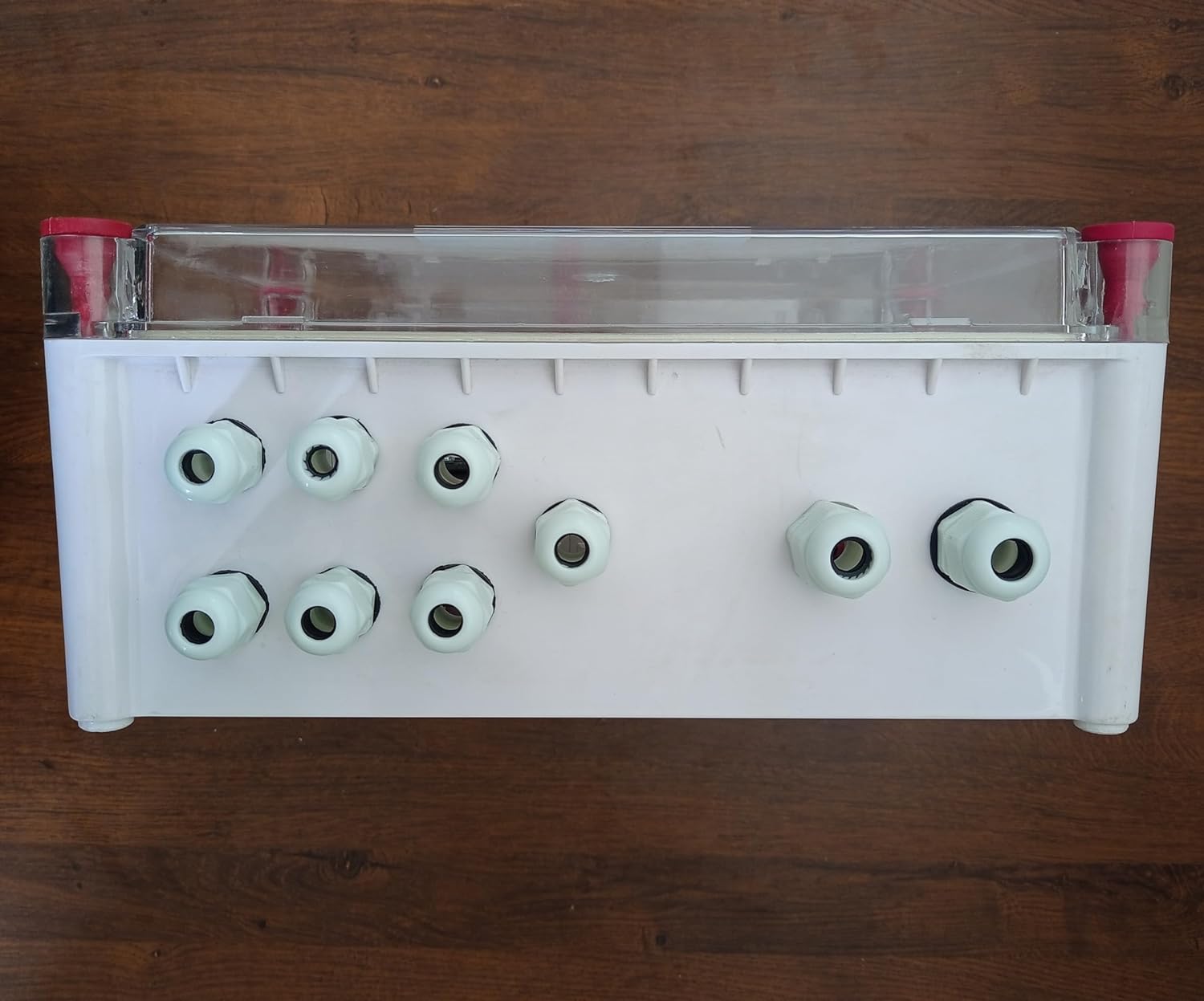 Kenbrook Solar AJB DCDB 3 in 1 out 1000V Inbuilt 3 x 20A Fuses, 1000V SPD and MCB ( 3 Series/String x up to 20 Panels Max.) (with MCB,3In1000) - Image 6