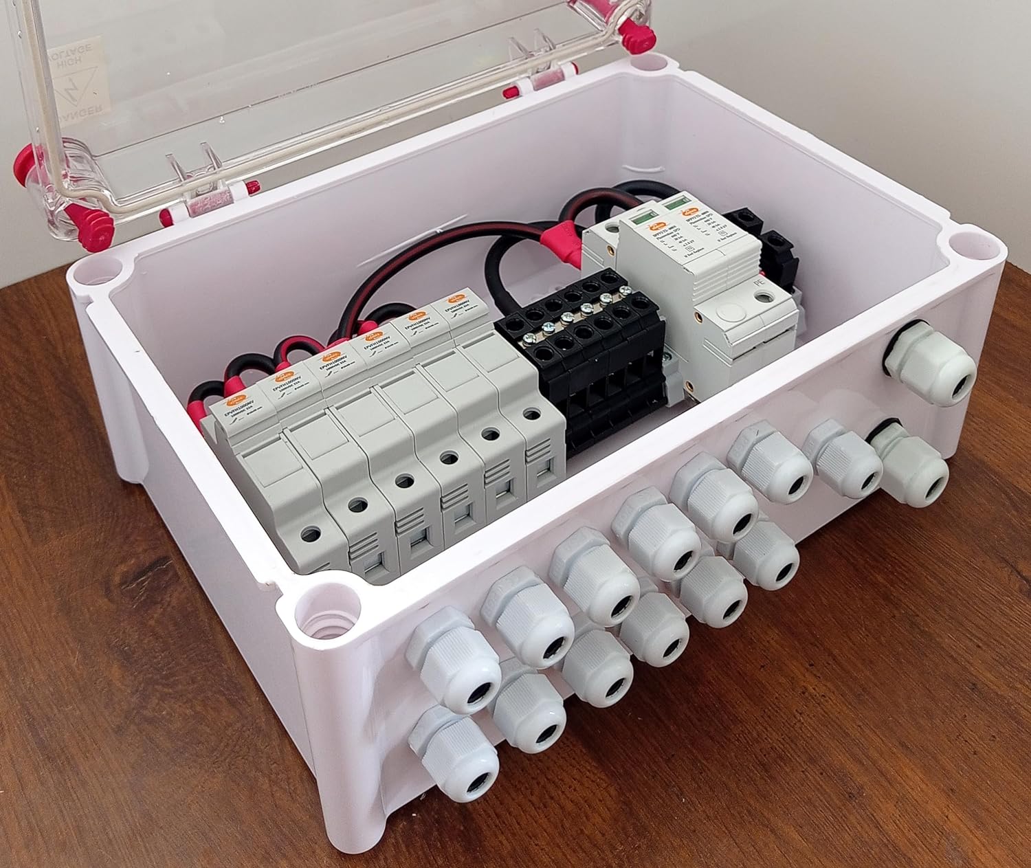 Kenbrook Solar AJB DCDB 6 in 1 Out 600V Inbuilt 6 x 20A Fuses, 600V SPD (6 Series/String x up to 12 Panels Max.) (Standard, 6IN1 600V) - Image 6