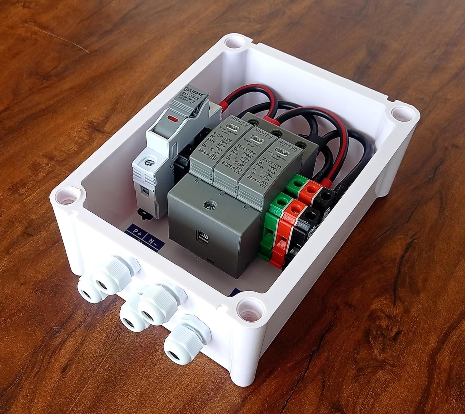 DCDB 1 in 1 out sibass 1000v