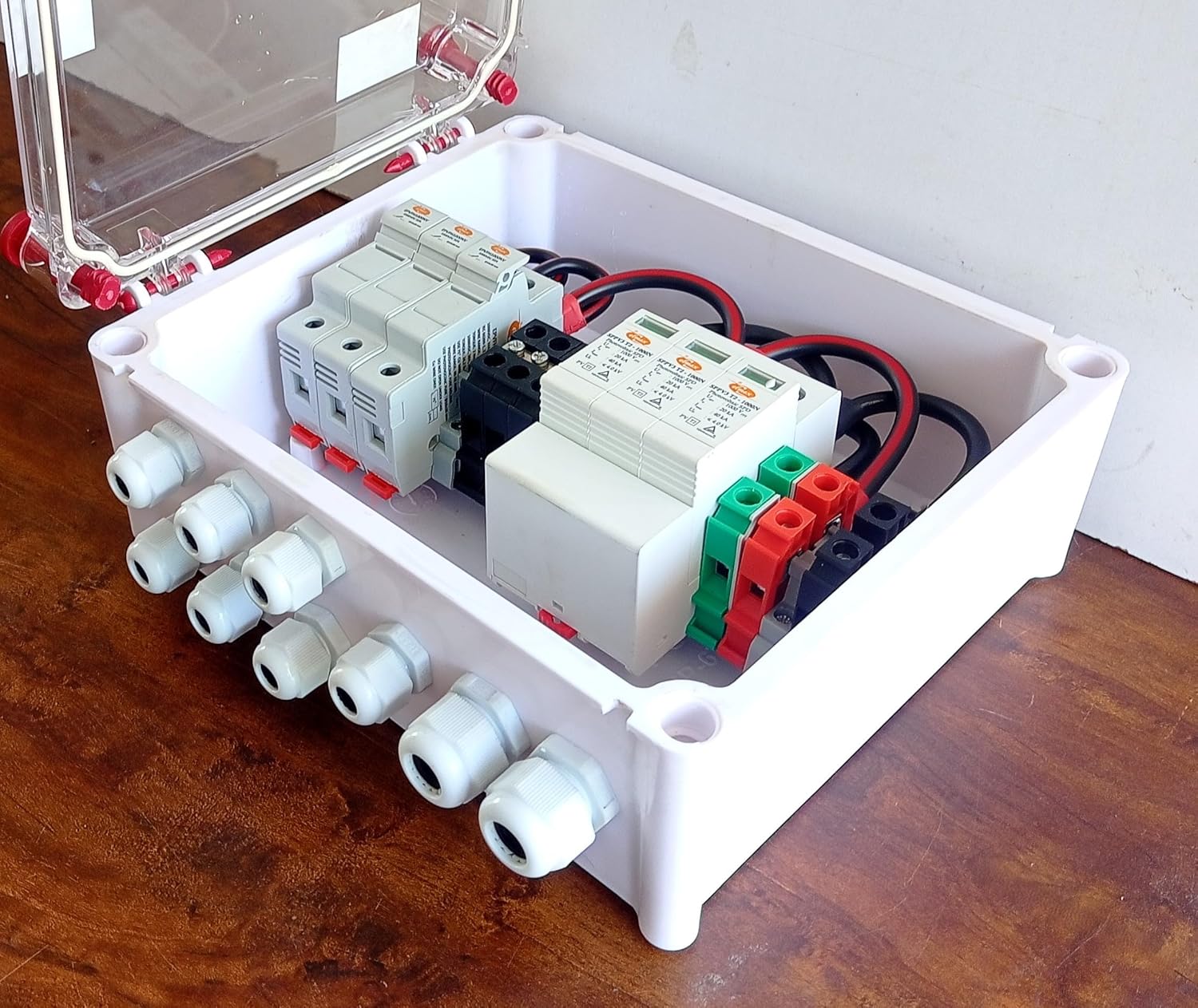 AJB DCDB 3 in 1 out 1000v Elmex